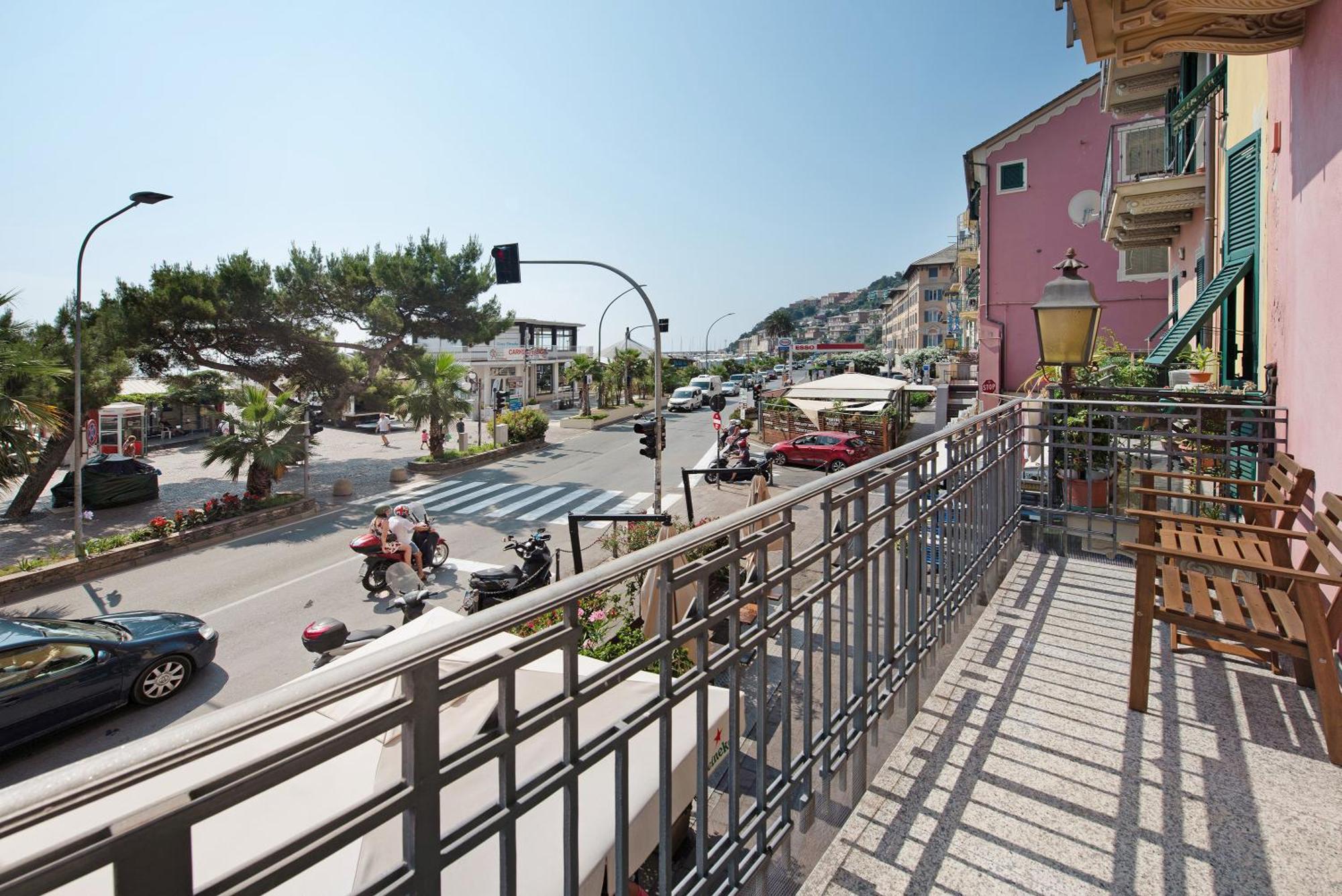 La Finestra Sul Mare Apartment Arenzano Ngoại thất bức ảnh